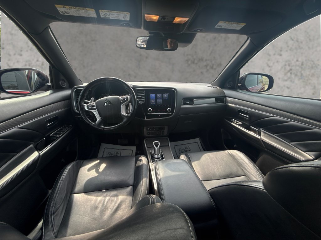Used 2020 Mitsubishi Outlander SEL AWD/4WD image 29