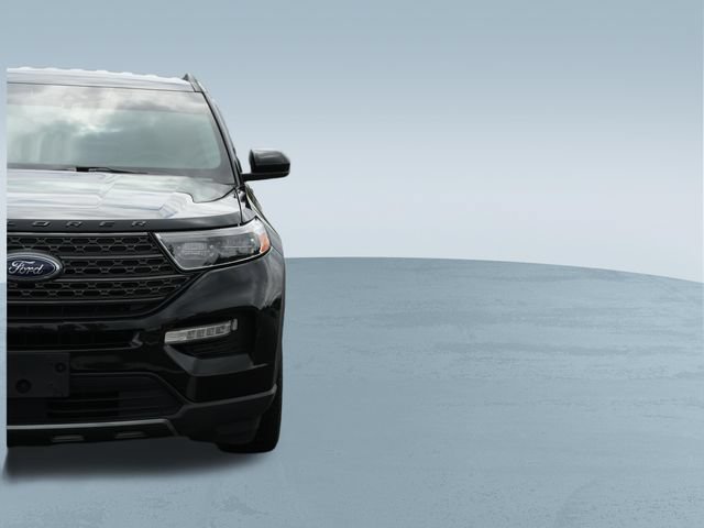 Used 2022 Ford Explorer XLT w/ Equipment Group 202A RWD image 44