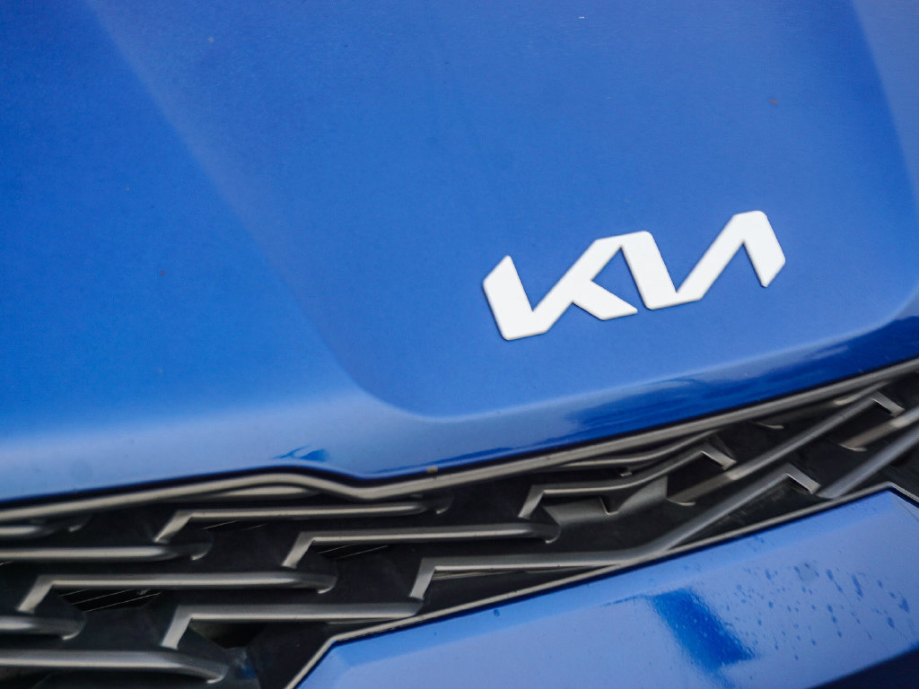 Used 2022 Kia K5 GT-Line FWD image 12