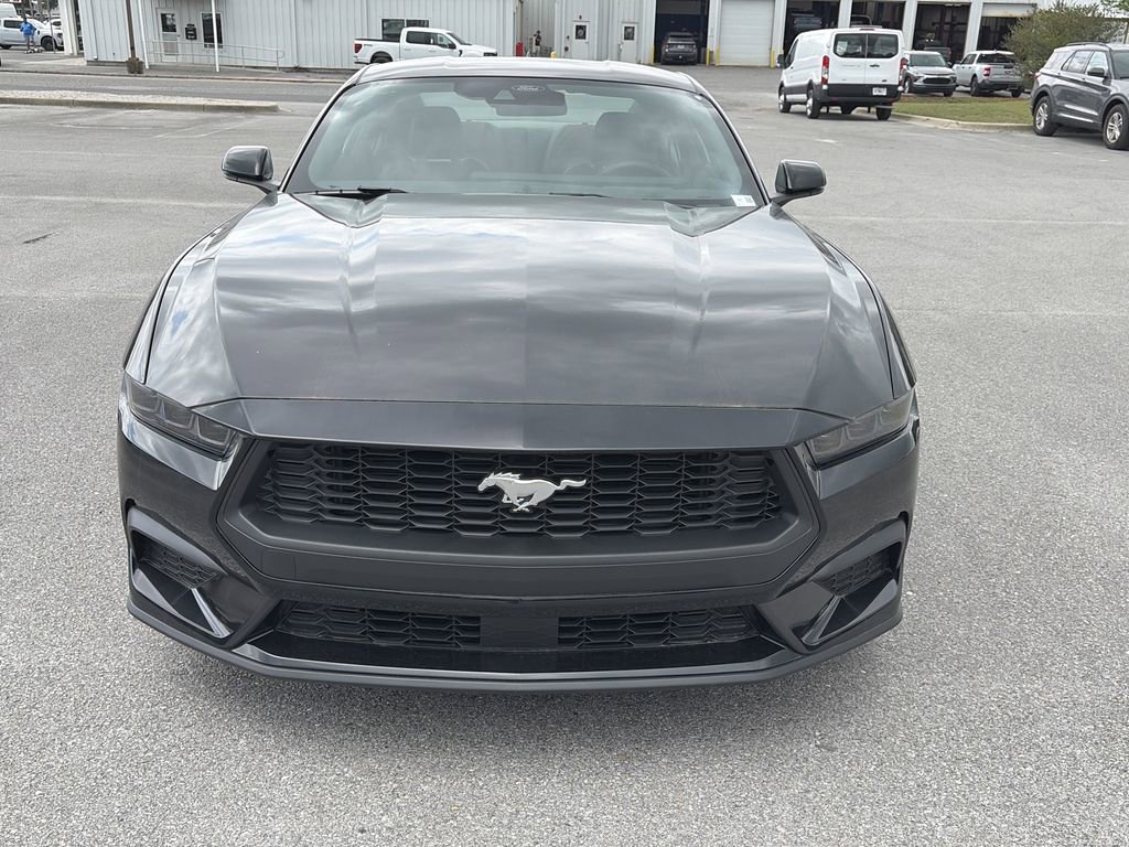 Used 2025 Ford Mustang Premium RWD image 10