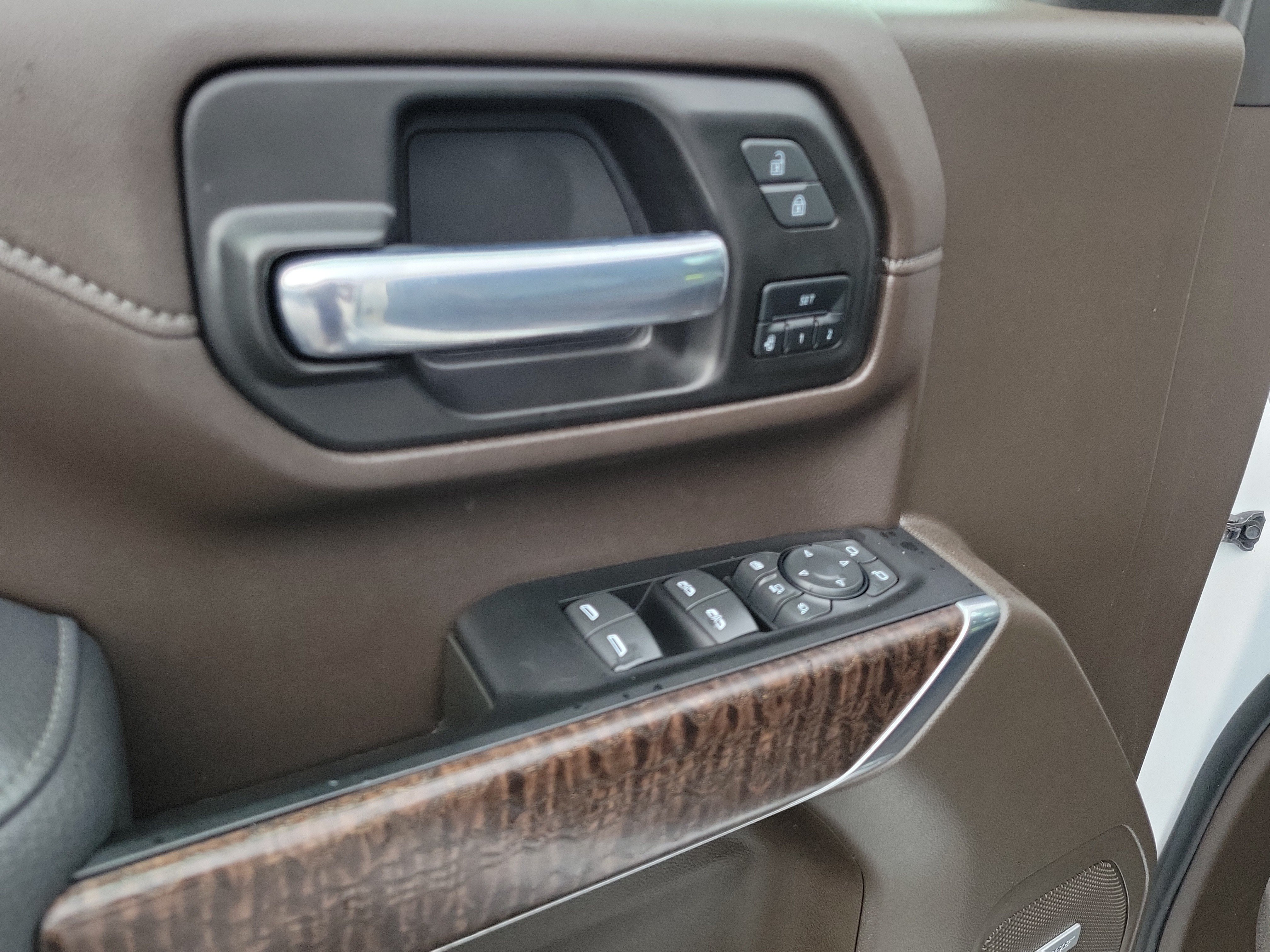 Used 2022 GMC Sierra 3500 Denali w/ Denali Ultimate Package AWD/4WD image 20