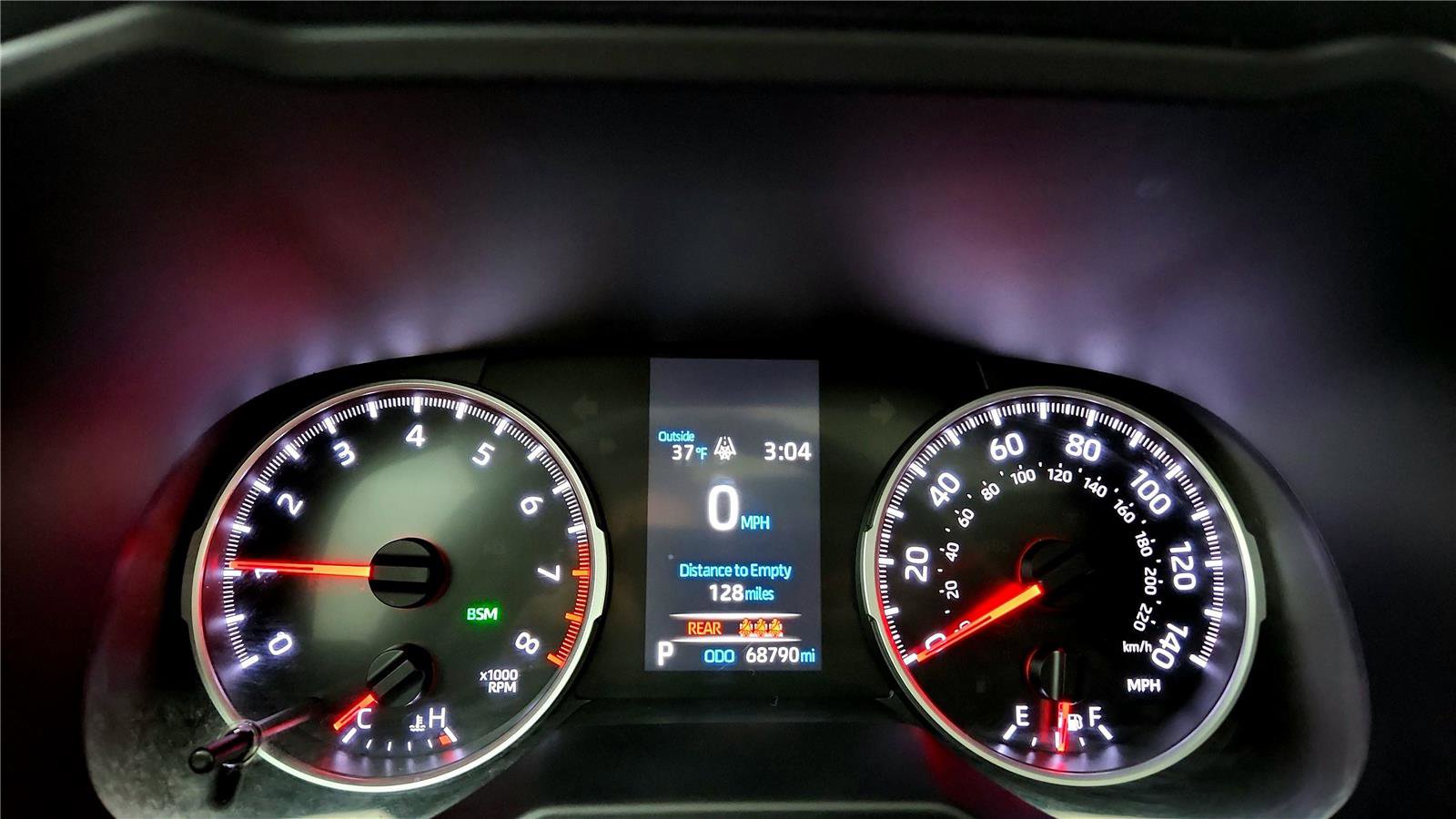 Certified 2021 Toyota RAV4 XLE w/ Convenience Package image 30