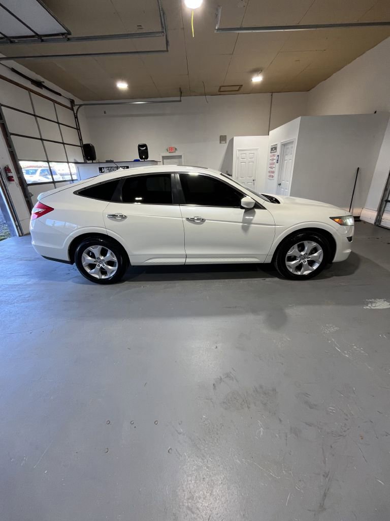 Used 2011 Honda Crosstour EX-L image 2