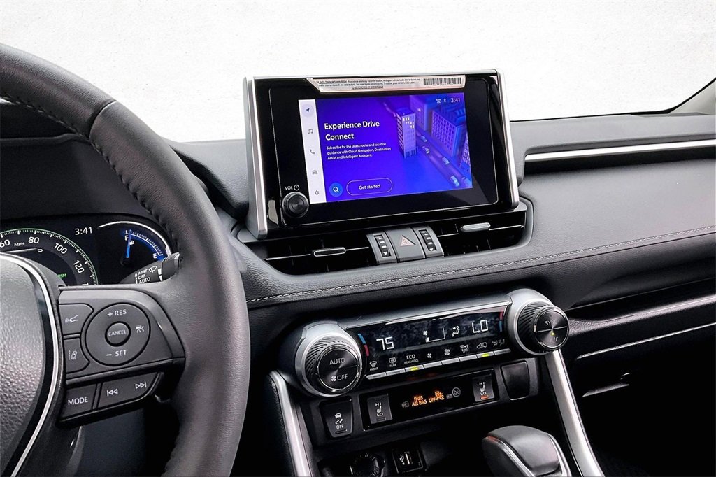 Used 2023 Toyota RAV4 XLE Premium image 9