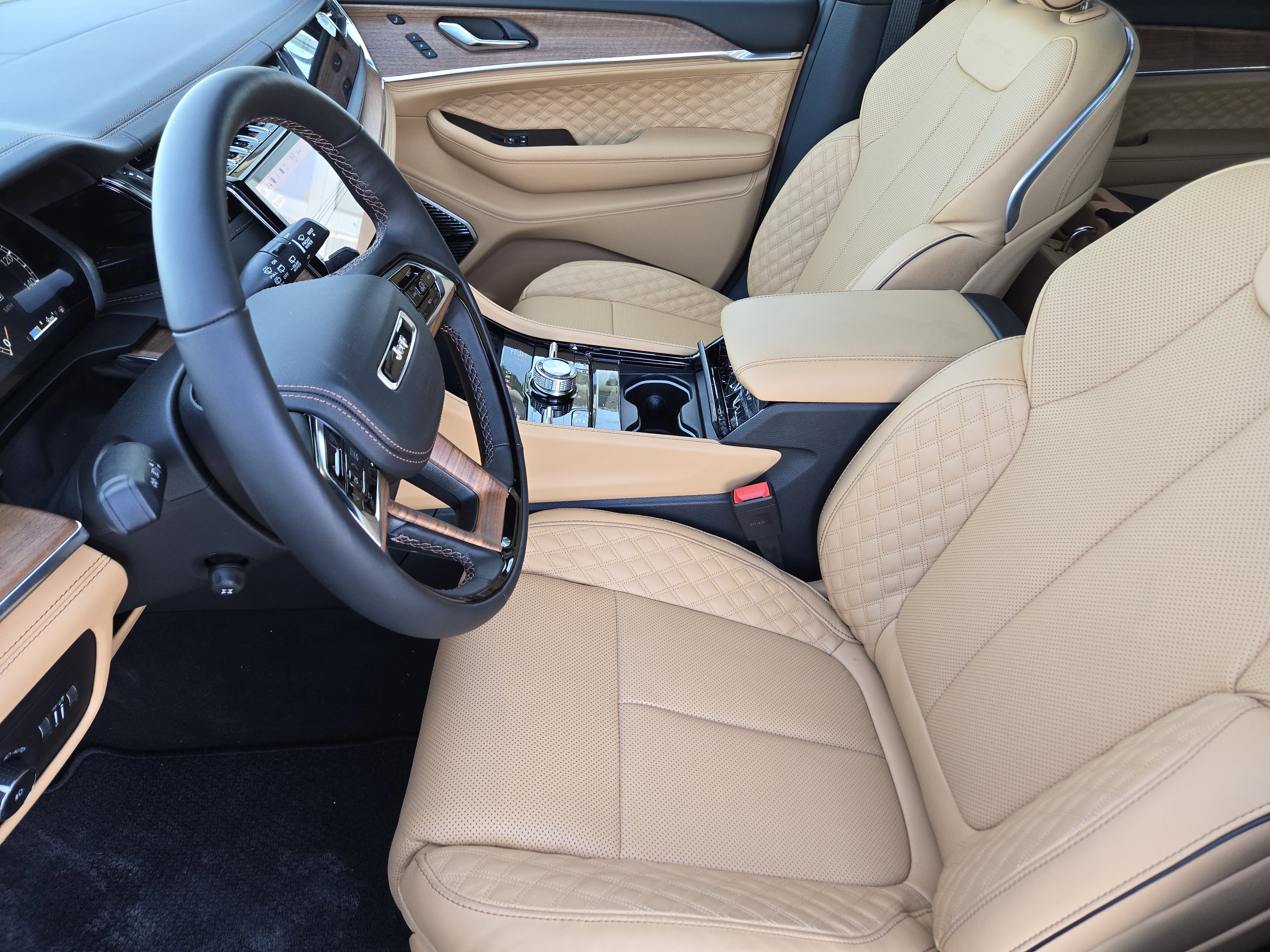 New 2025 Jeep Grand Cherokee L Summit image 11