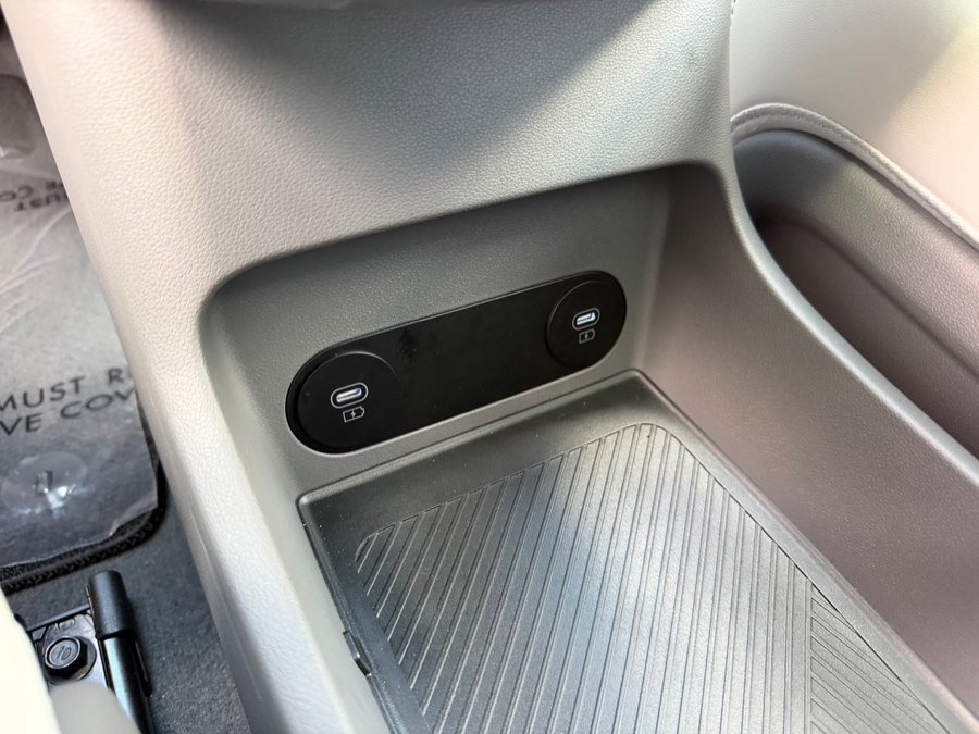 Used 2026 Hyundai Ioniq 5 Limited AWD/4WD image 30