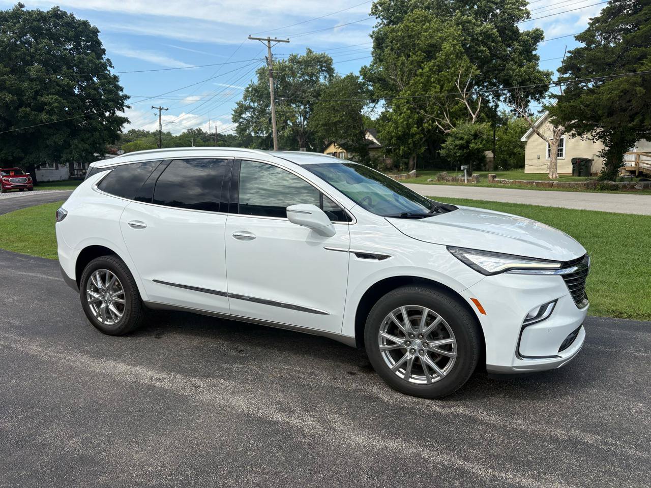 Used 2022 Buick Enclave Premium FWD image 35
