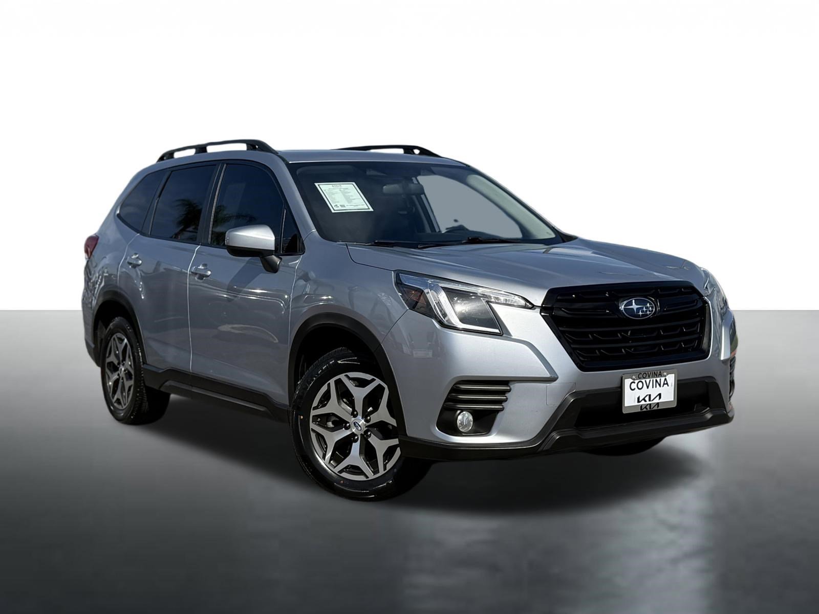 Used 2022 Subaru Forester Premium image 2