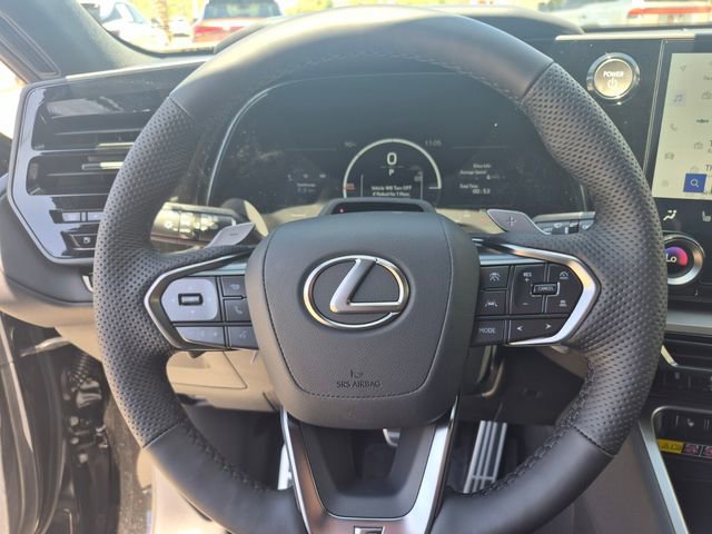 New 2026 Lexus TX 500h AWD image 19