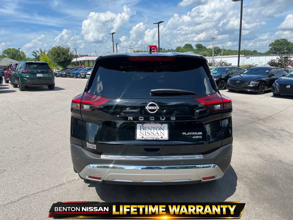 Used 2023 Nissan Rogue Platinum AWD/4WD image 6