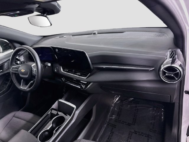 Used 2025 Chevrolet Equinox LT FWD image 29