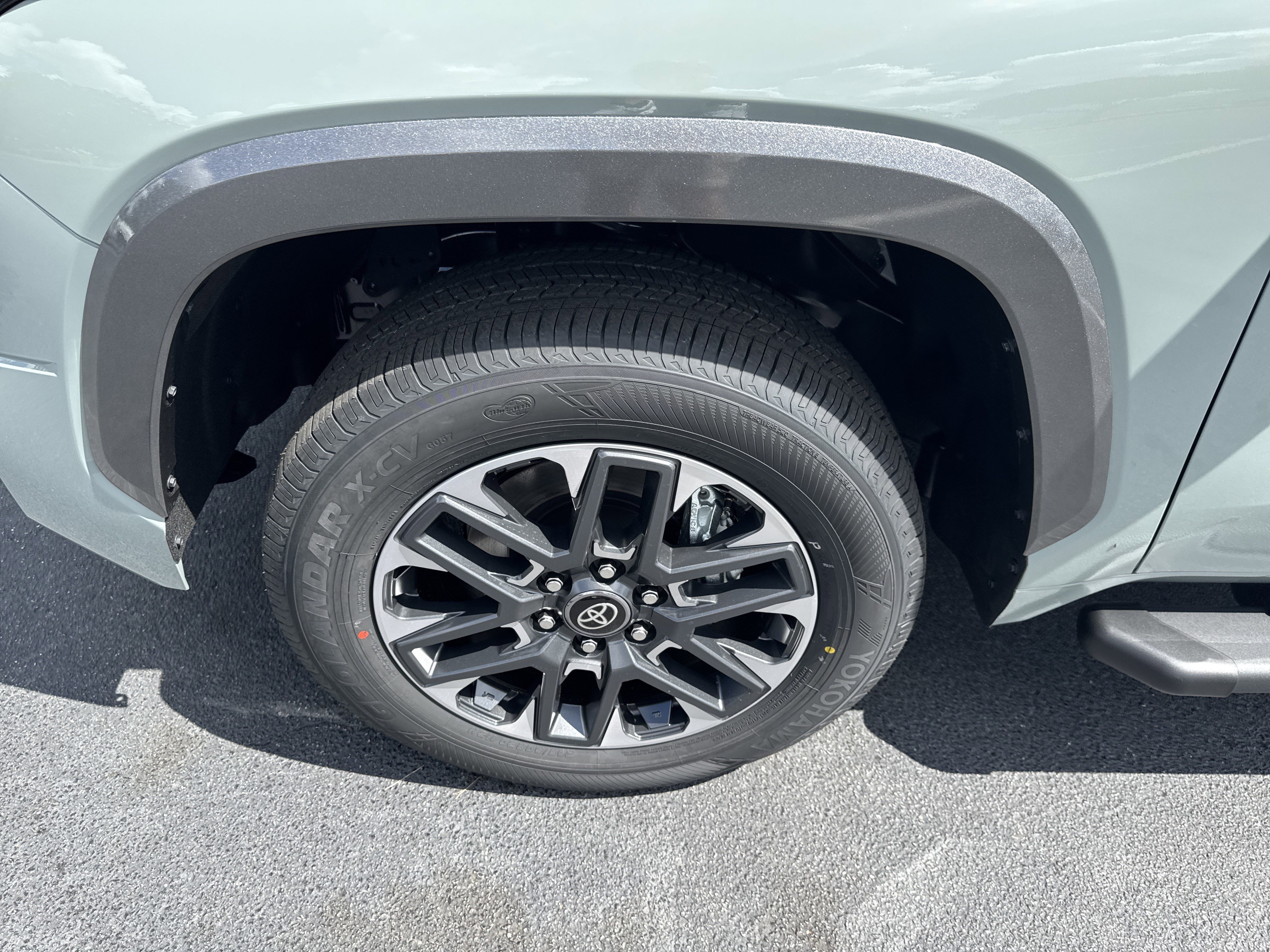 New 2026 Toyota Tundra Limited image 9