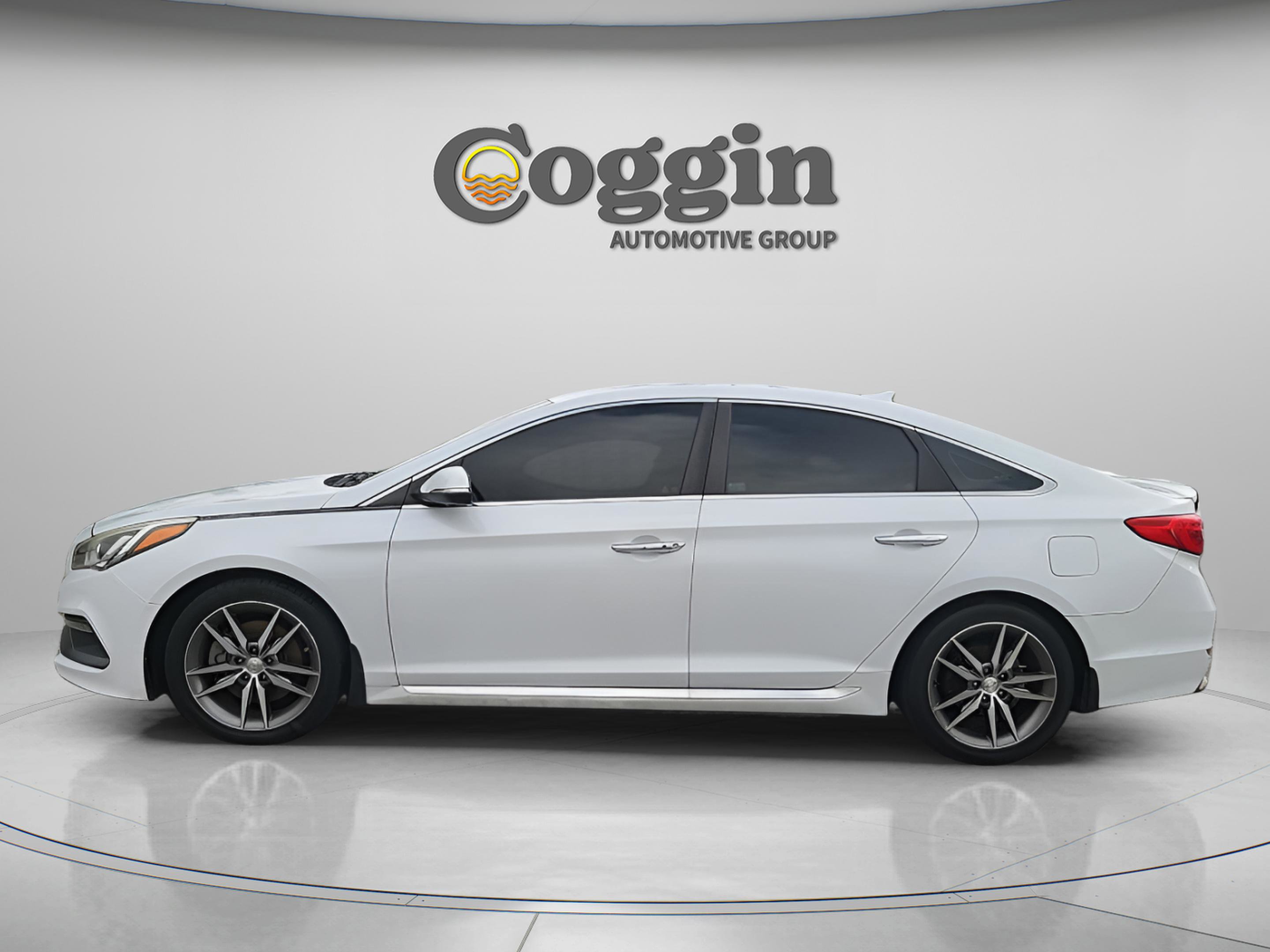 Used 2015 Hyundai Sonata Sport 2.0T w/ Winter Package image 3