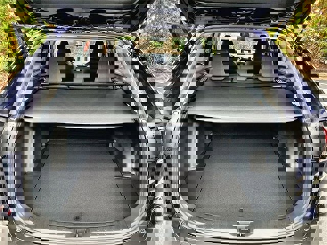 New 2025 Toyota RAV4 XLE image 32