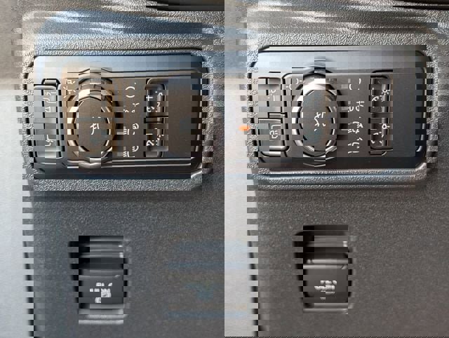 New 2025 Ford Bronco Outer Banks image 51