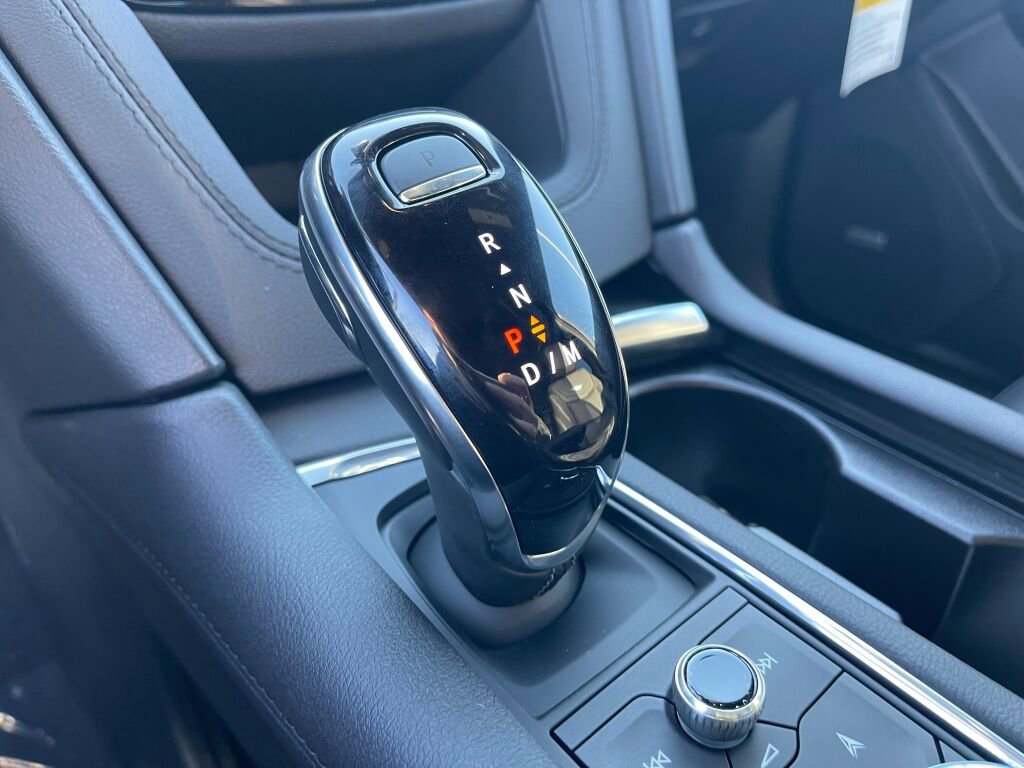 New 2025 Cadillac XT5 Premium Luxury w/ LPO, Floor Liner Package image 10