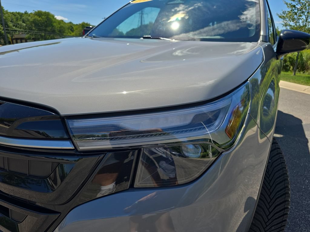 Used 2025 Subaru Forester Touring AWD/4WD image 35