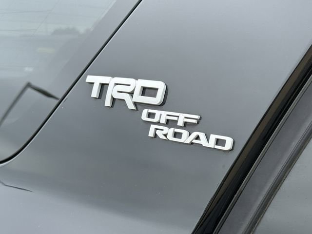 Used 2020 Toyota 4Runner TRD Off-Road Premium AWD/4WD image 7
