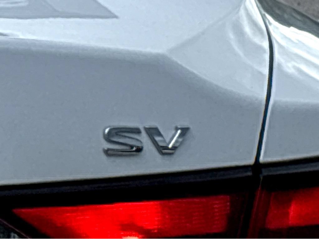 Used 2024 Nissan Sentra SV FWD image 15
