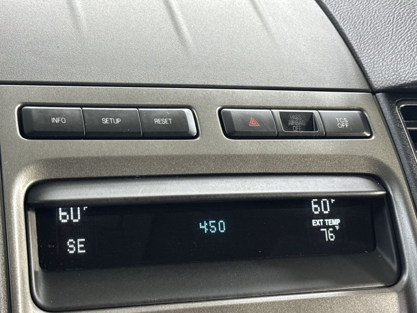 Used 2012 Ford Taurus SEL FWD image 32