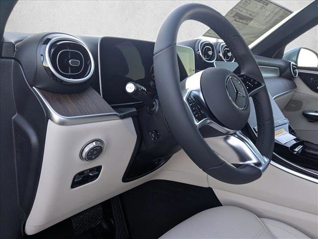 New 2026 Mercedes-Benz GLC 300 image 8