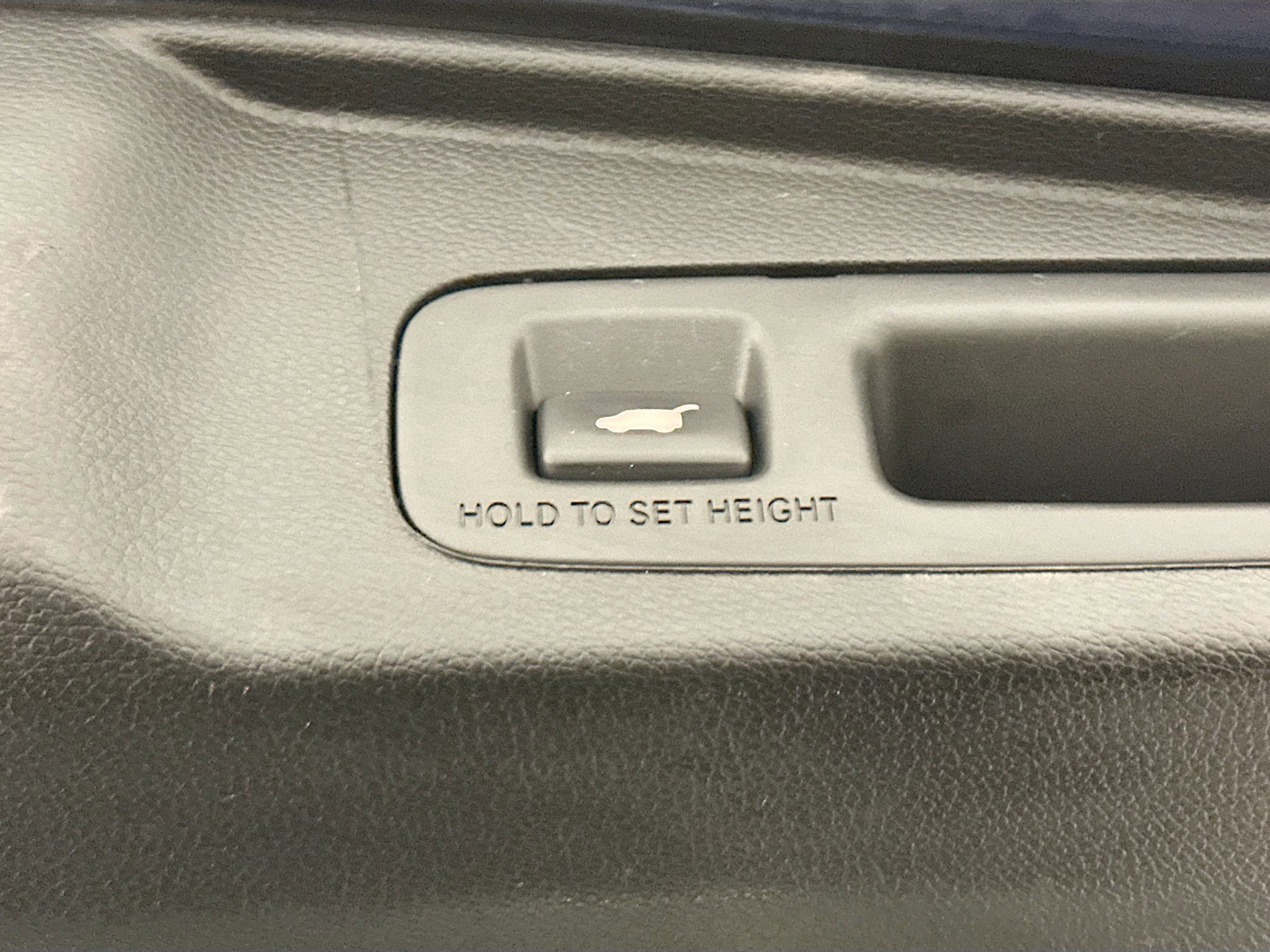 Used 2018 Honda CR-V Touring image 32