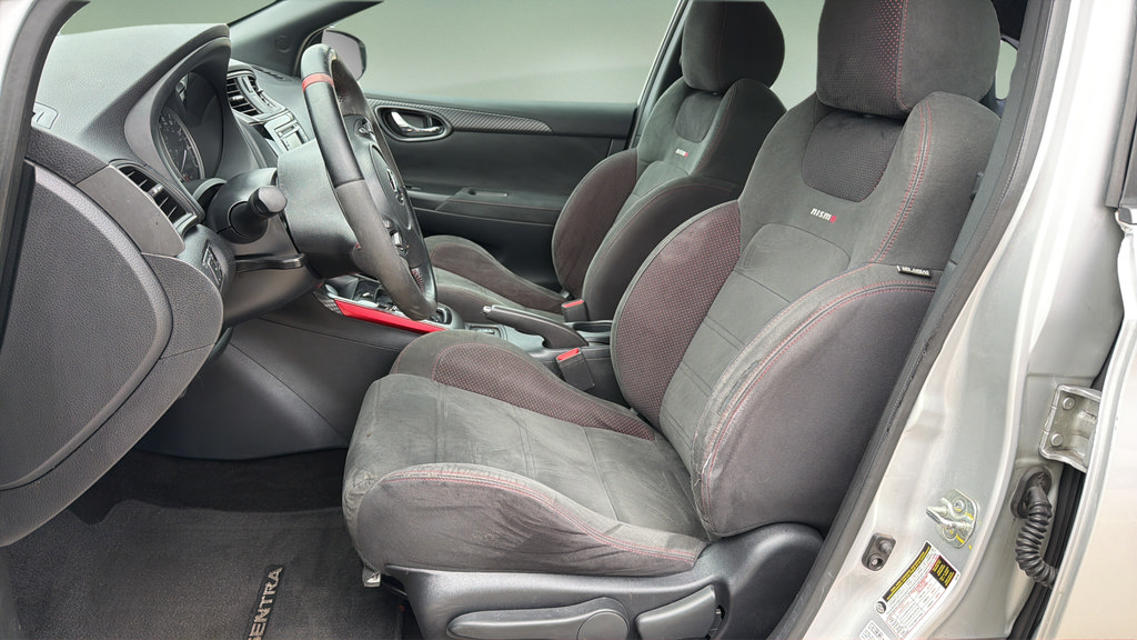 Certified 2017 Nissan Sentra NISMO w/ NISMO Premium Package FWD image 16