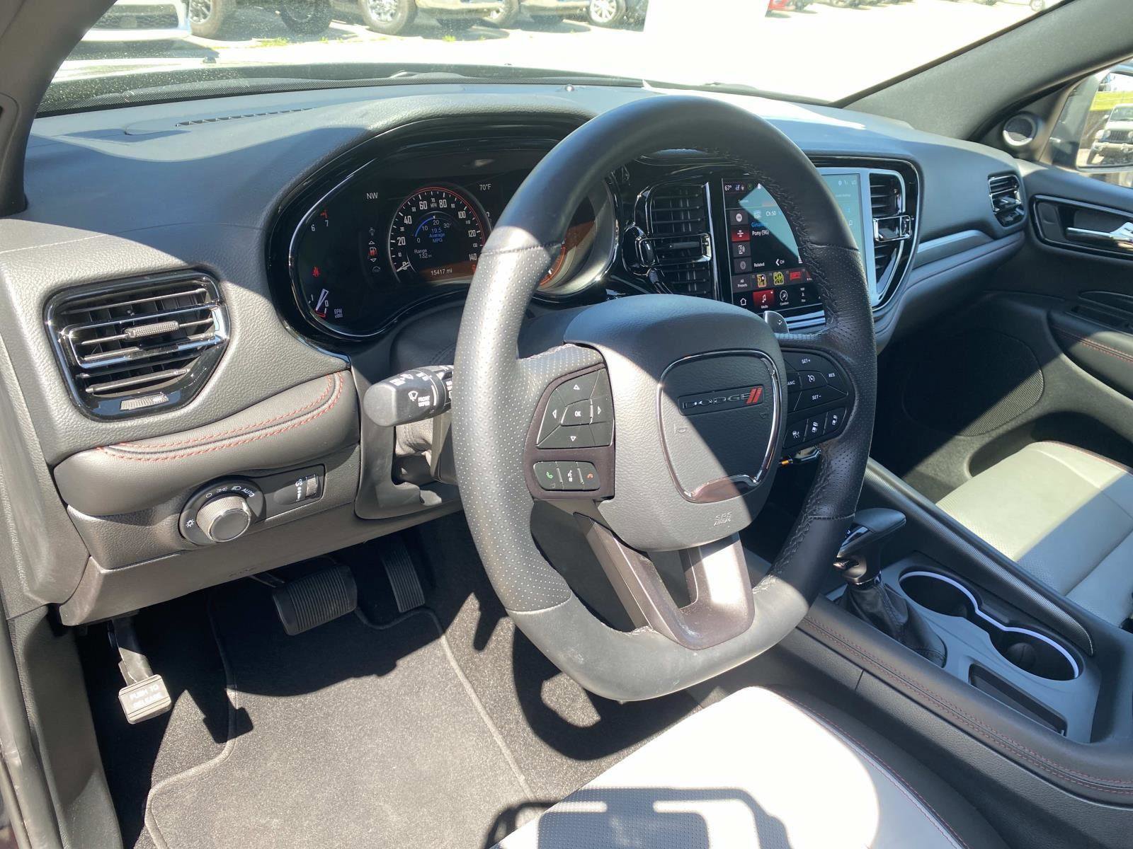 Used 2024 Dodge Durango GT RWD image 28