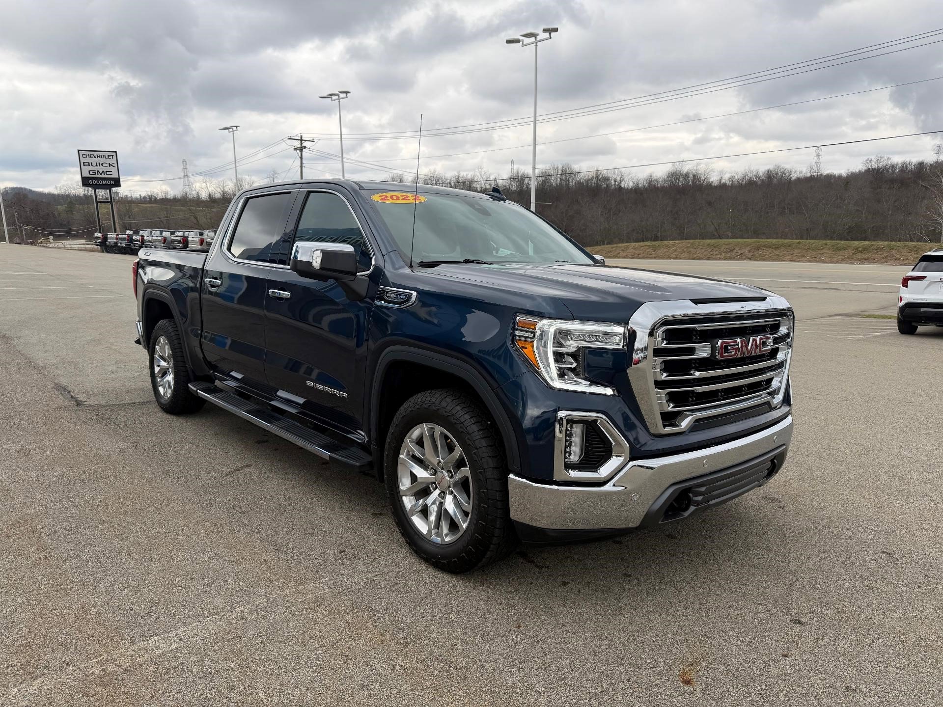 Certified 2022 GMC Sierra 1500 SLT w/ SLT Premium Plus Package image 7