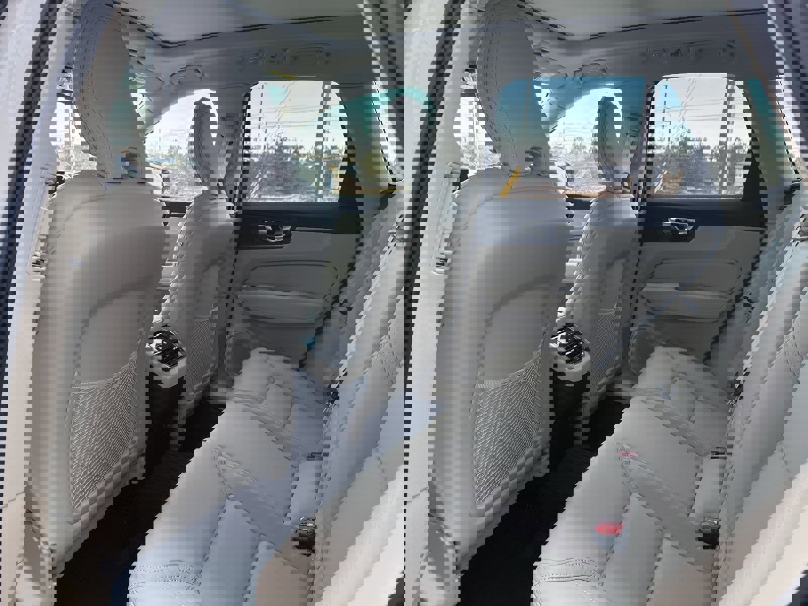 New 2026 Volvo XC60 B5 Ultra w/ Protection Package Premier image 10