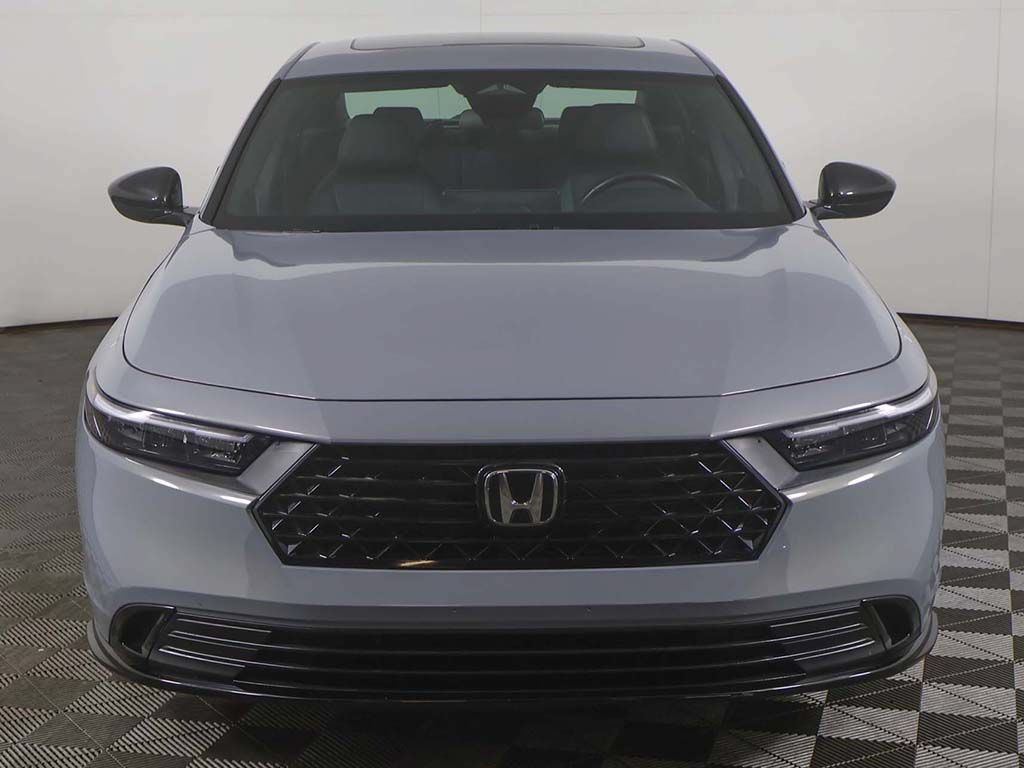 Used 2025 Honda Accord Sport image 11