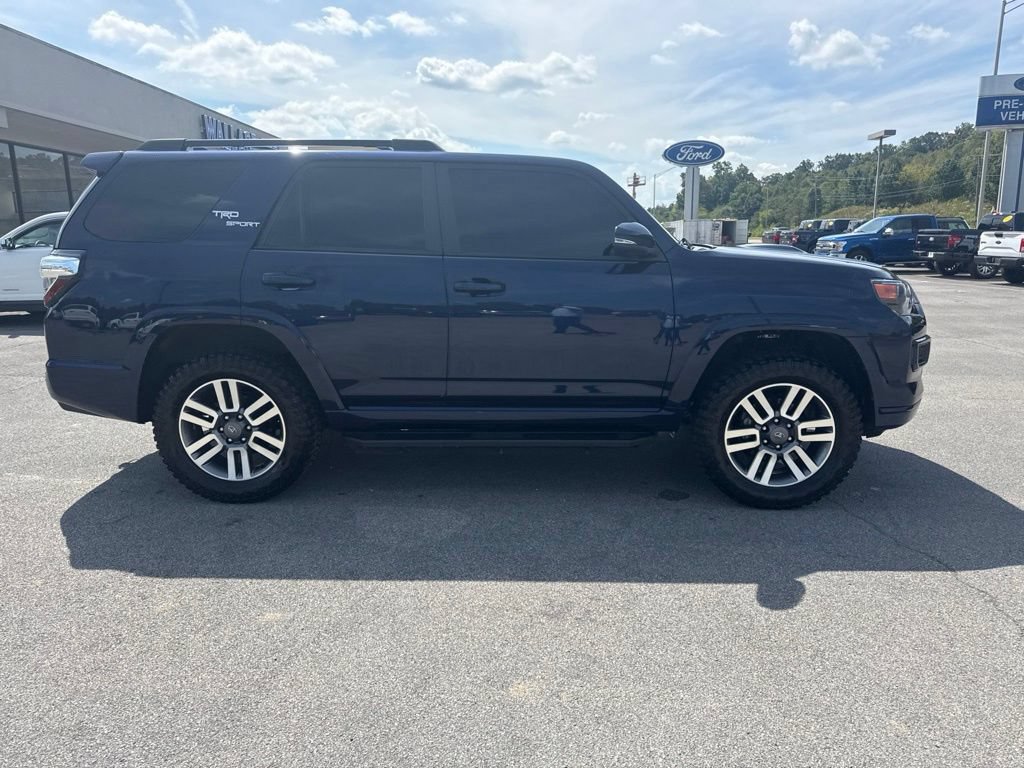 Used 2022 Toyota 4Runner TRD Sport w/ Technology Package AWD/4WD image 18