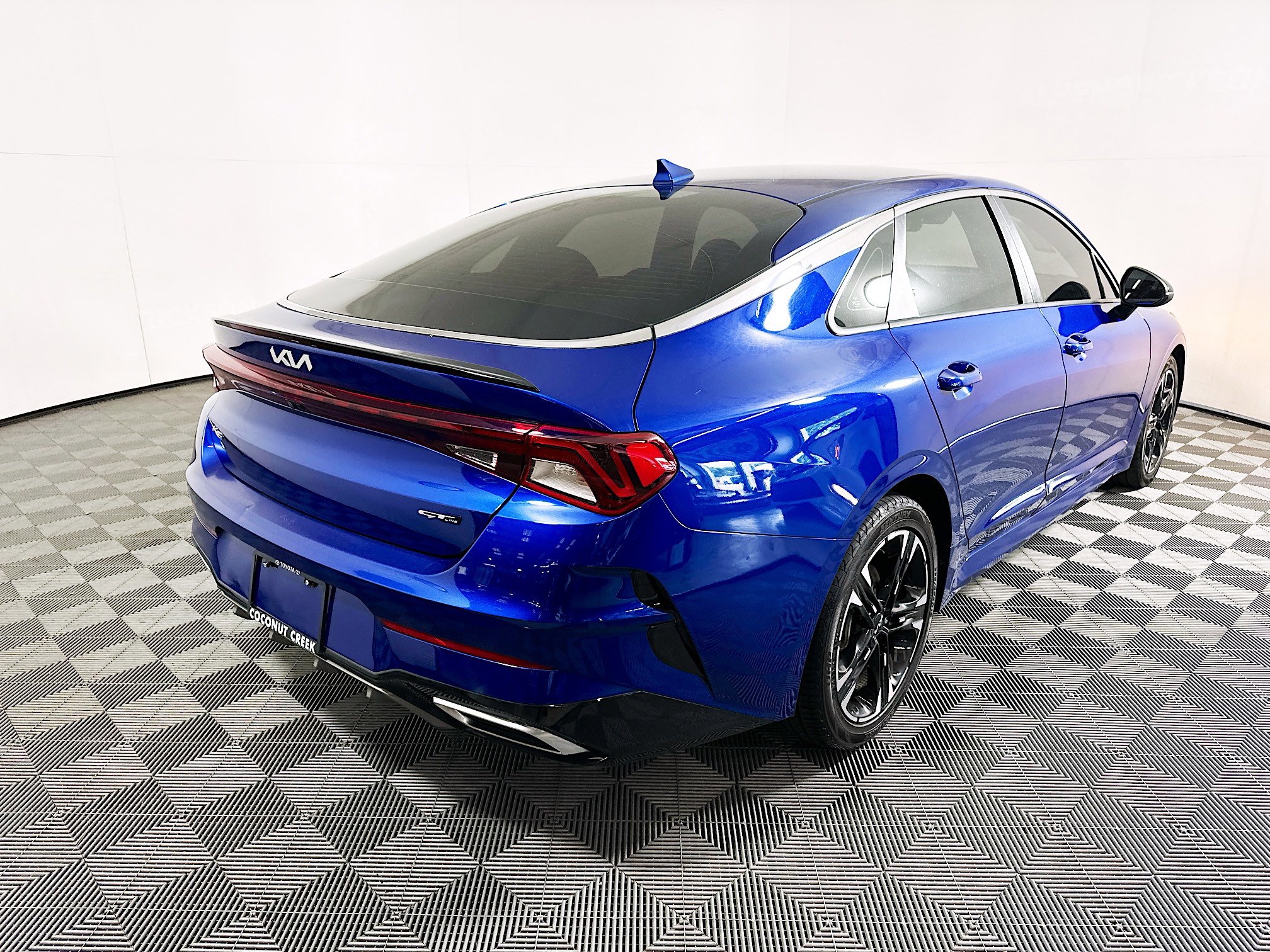 Used 2022 Kia K5 GT-Line FWD image 3