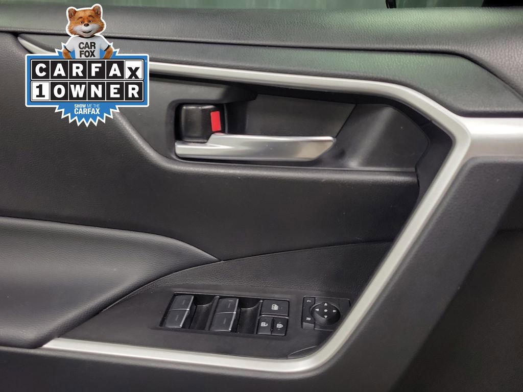 Used 2024 Toyota RAV4 XLE w/ Convenience Package image 21