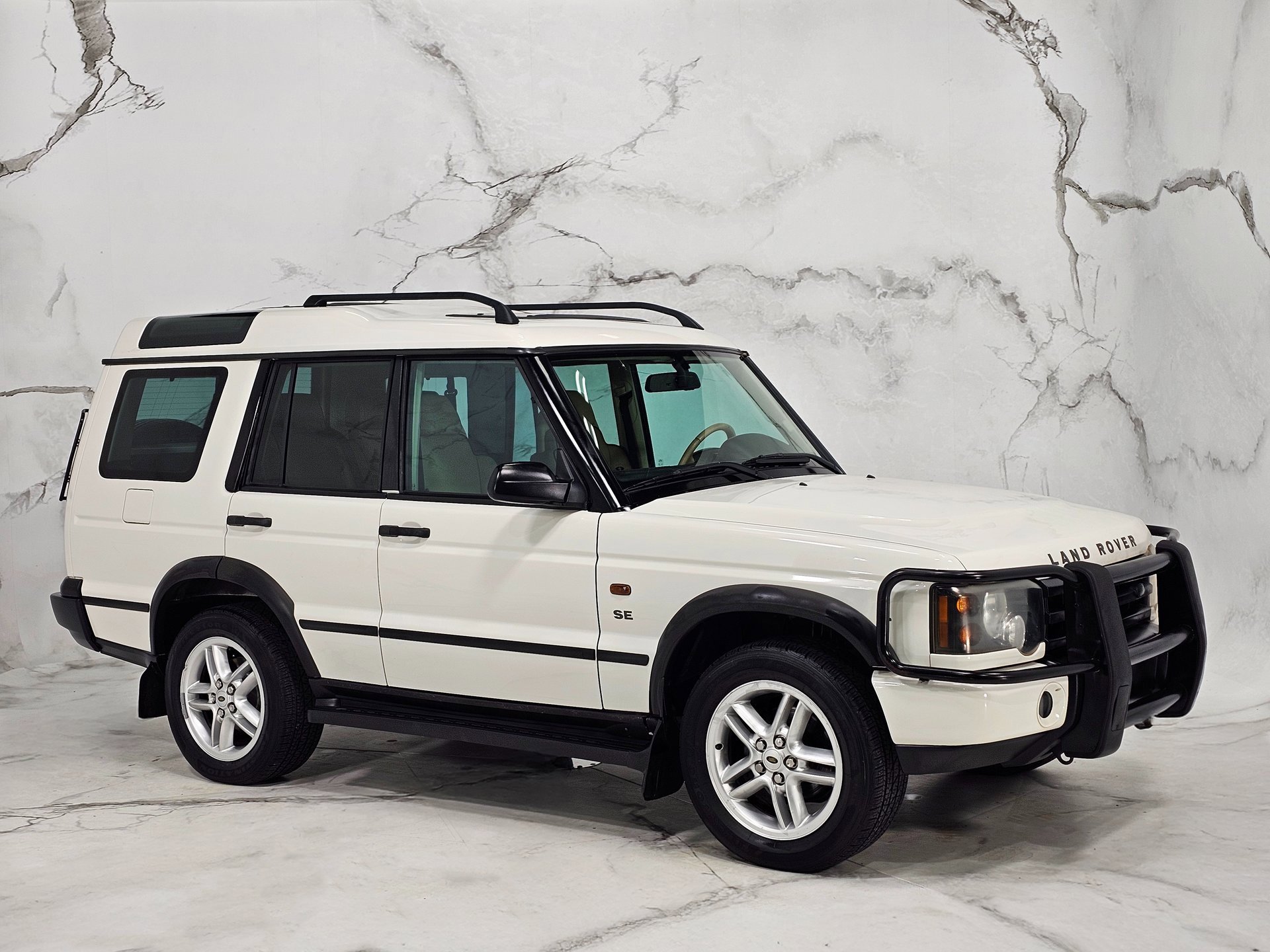 Used 2003 Land Rover Discovery SE image 4