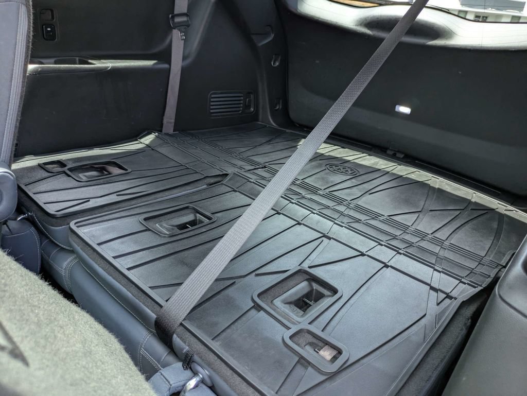 Used 2019 Buick Enclave Essence FWD image 15