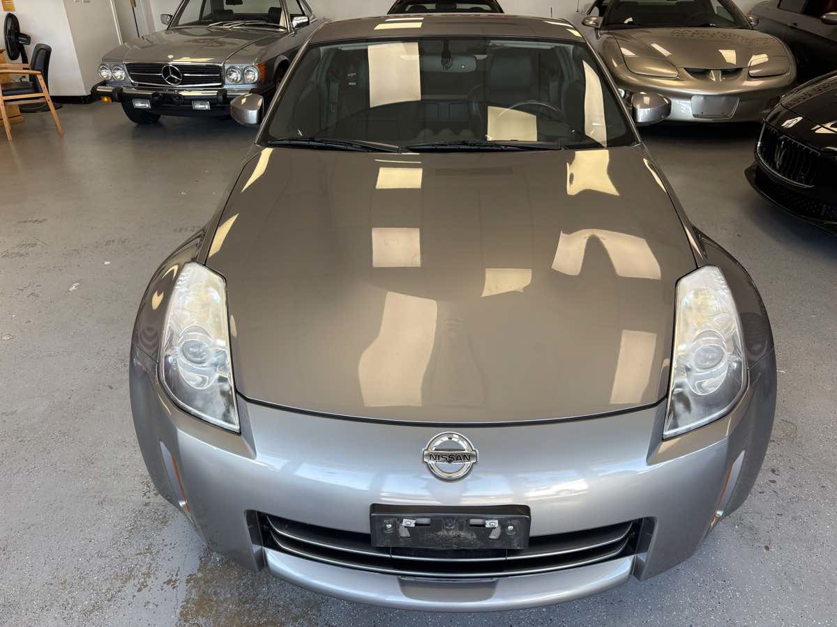 Used 2008 Nissan 350Z Enthusiast w/ Cargo Convenience Pkg RWD image 2
