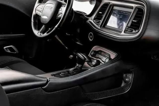 Used 2023 Dodge Challenger SXT w/ Blacktop Package image 23