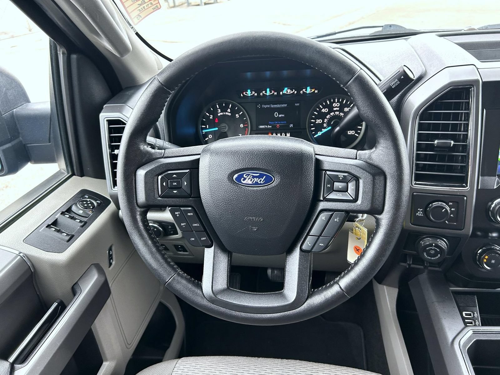 Used 2020 Ford F150 XLT w/ Equipment Group 302A Luxury AWD/4WD image 12
