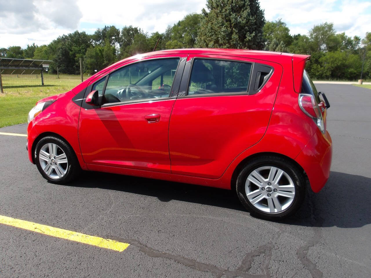 Used 2014 Chevrolet Spark LT FWD image 11
