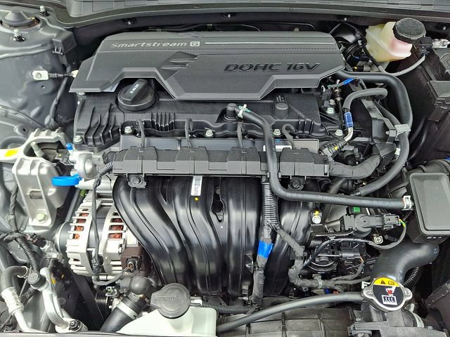 New 2026 Hyundai Elantra Sport FWD image 19
