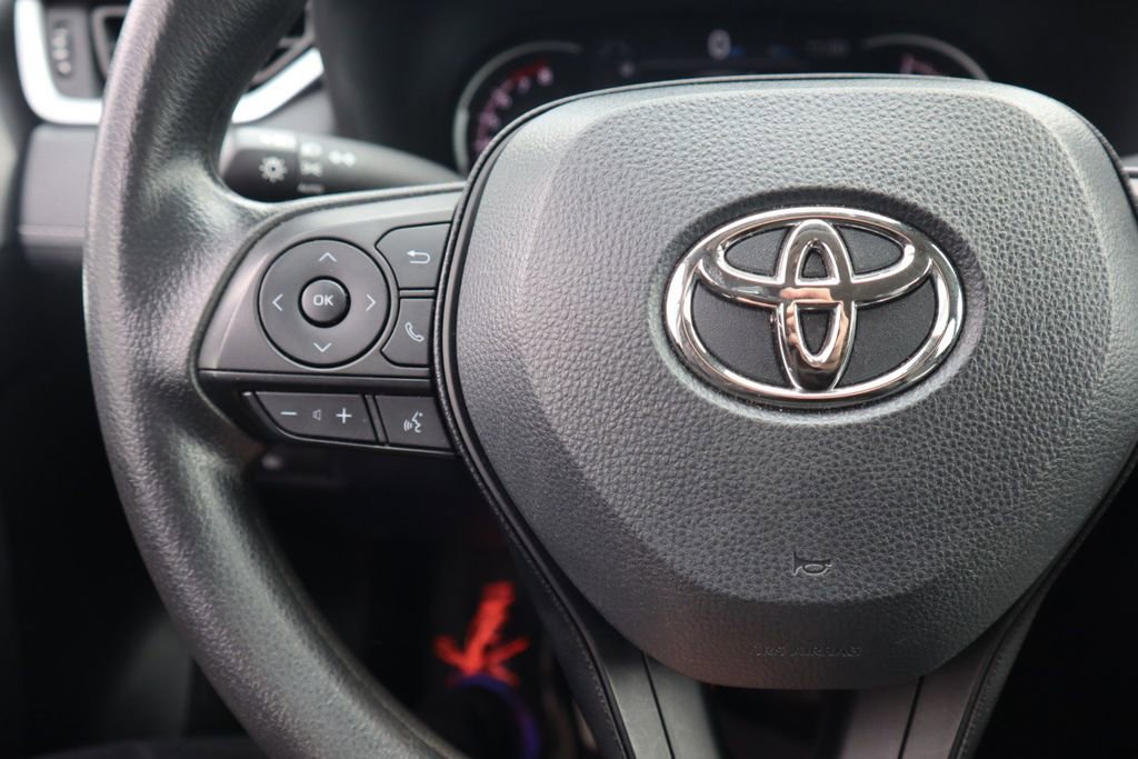 Used 2024 Toyota RAV4 XLE image 20