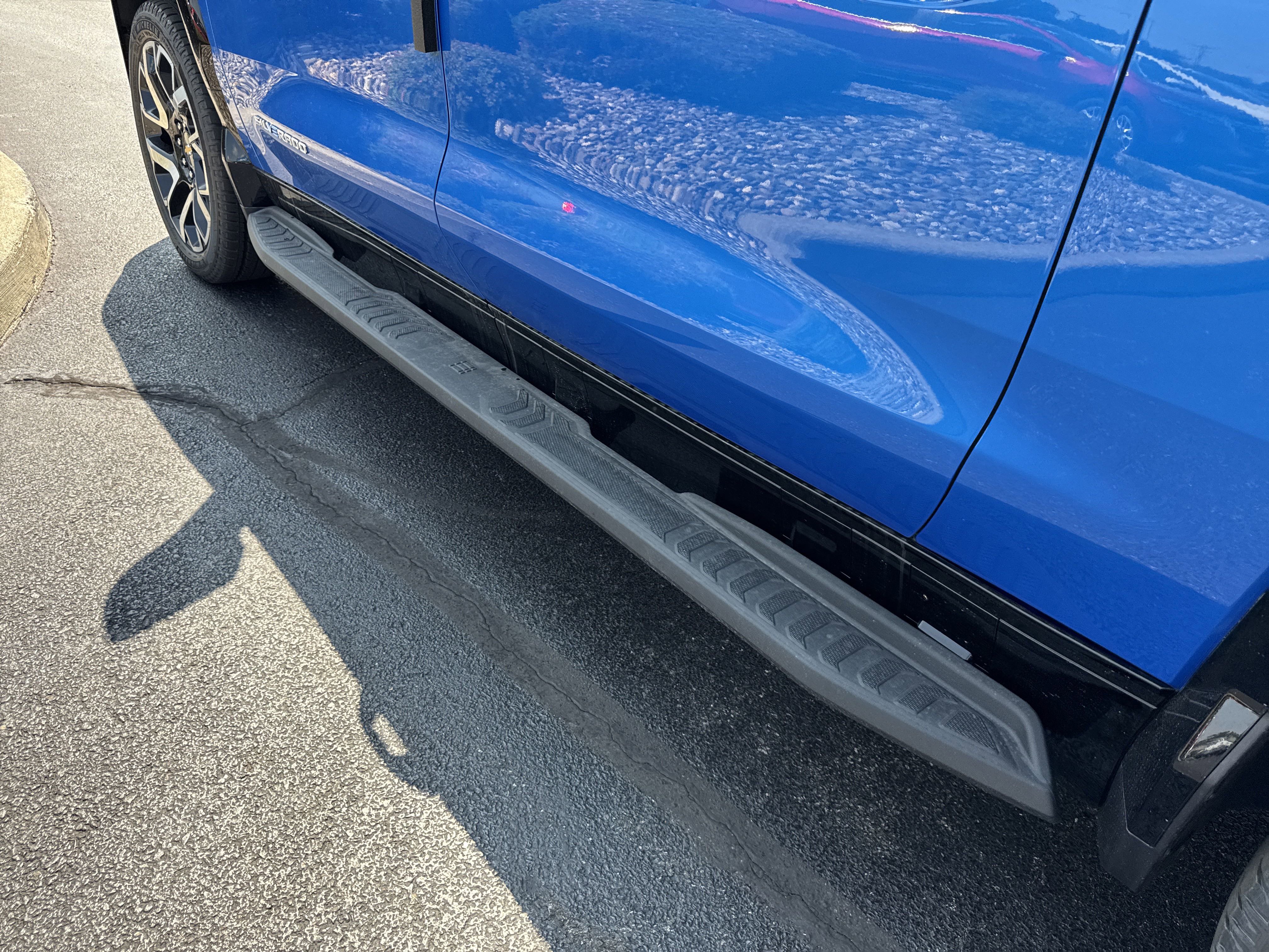 New 2025 Chevrolet Silverado EV RST image 34