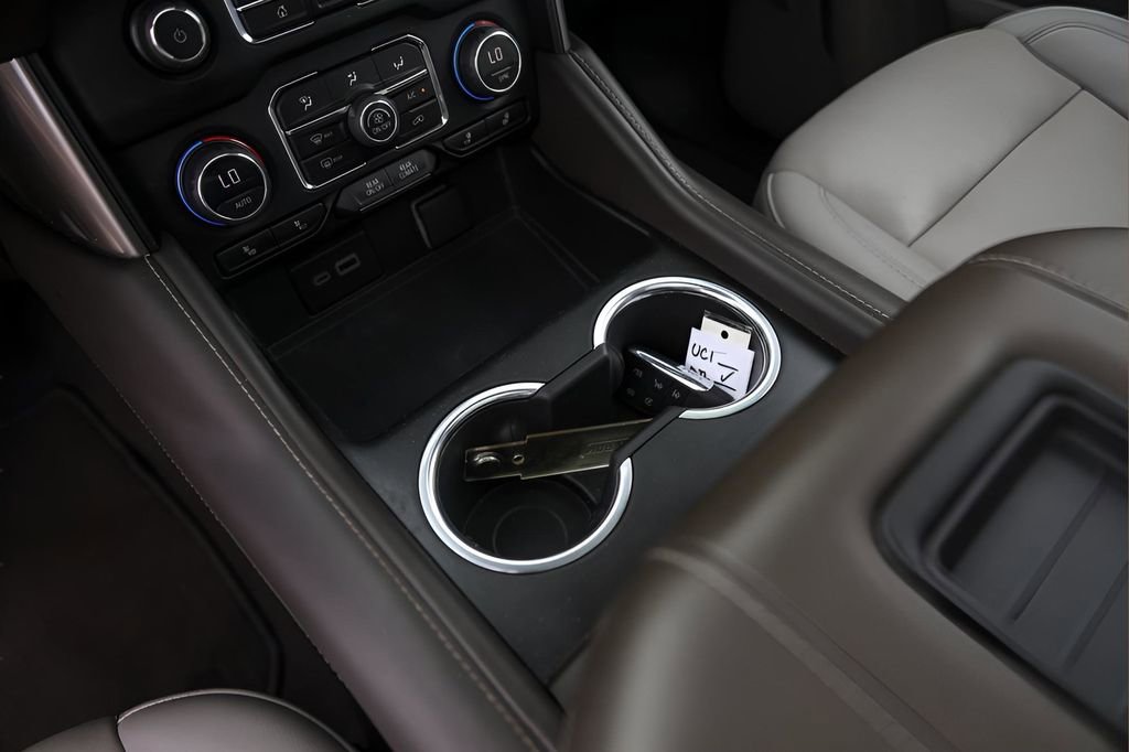 Used 2023 Chevrolet Tahoe Z71 w/ Luxury Package image 21