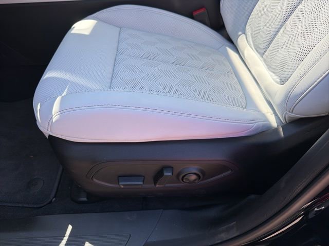 New 2026 Jeep Cherokee Overland AWD/4WD image 14