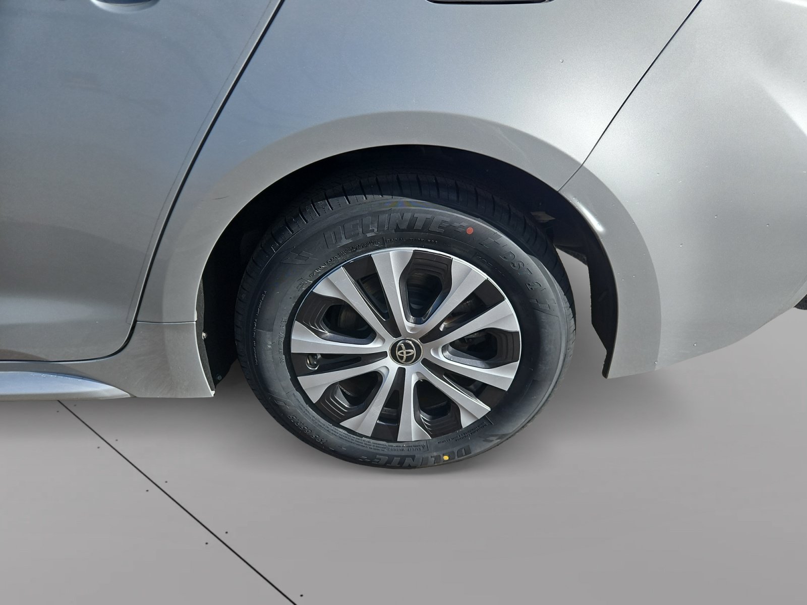 Used 2022 Toyota Corolla LE FWD image 14