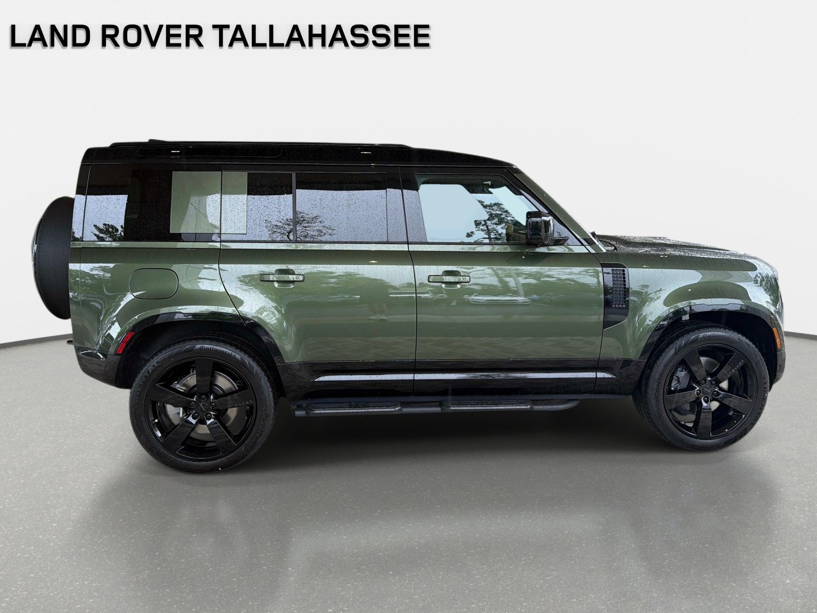 New 2026 Land Rover Defender 110 X-Dynamic SE AWD/4WD image 4