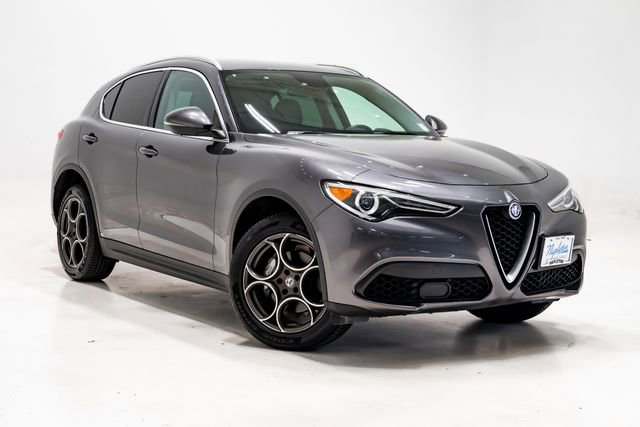 Used 2019 Alfa Romeo Stelvio AWD image 5