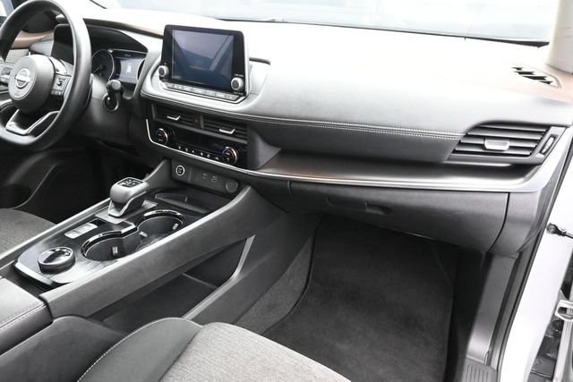 Used 2023 Nissan Rogue SV AWD/4WD image 34