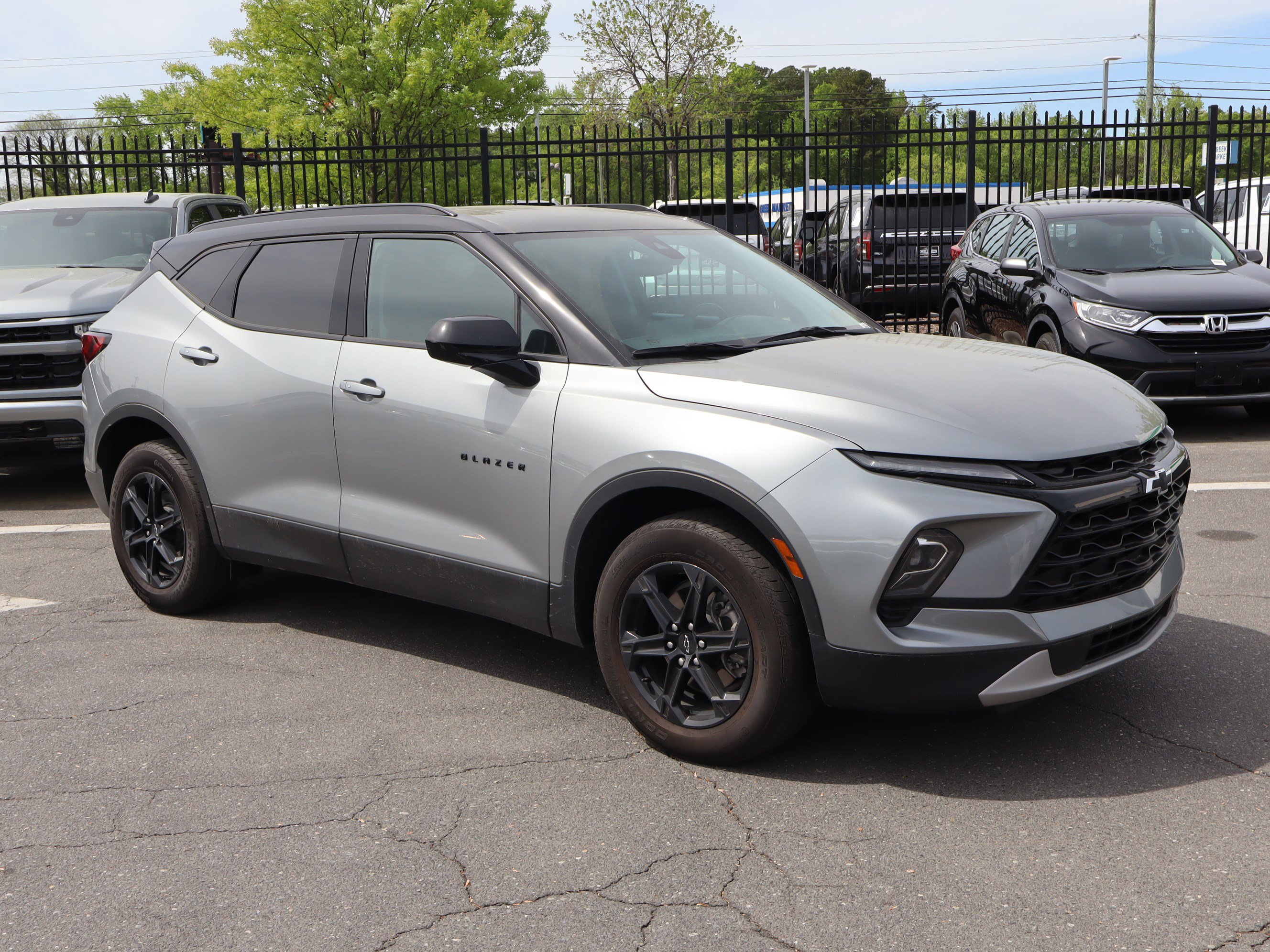 Used 2023 Chevrolet Blazer LT w/ Midnight/Sport Edition image 14